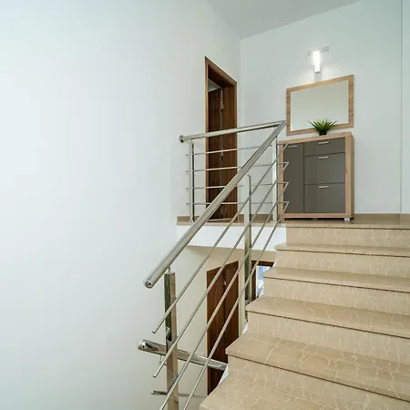 Veliki Dvoetazni Apartman S Parkingom Dubrovnik Exterior photo