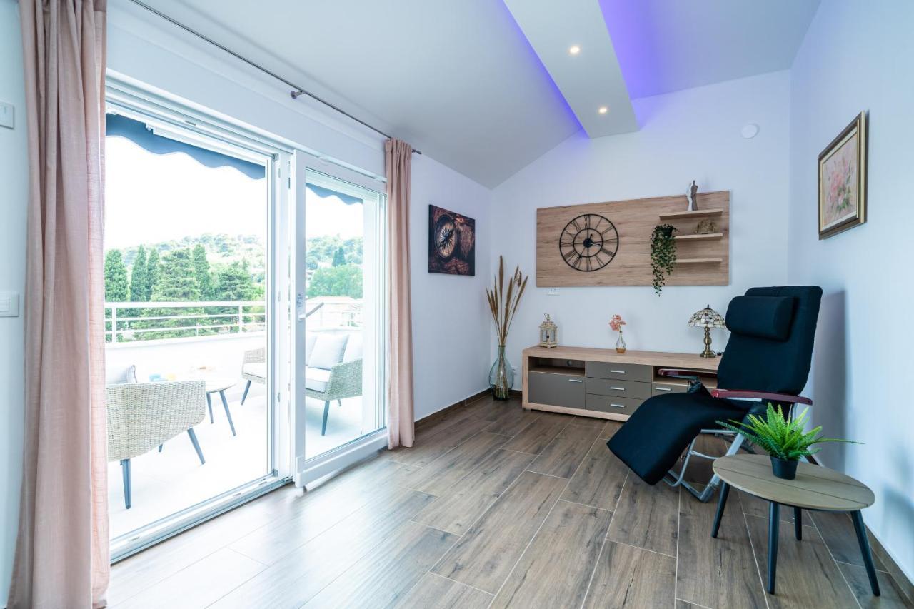 Veliki Dvoetazni S Parkingom Apartma Dubrovnik